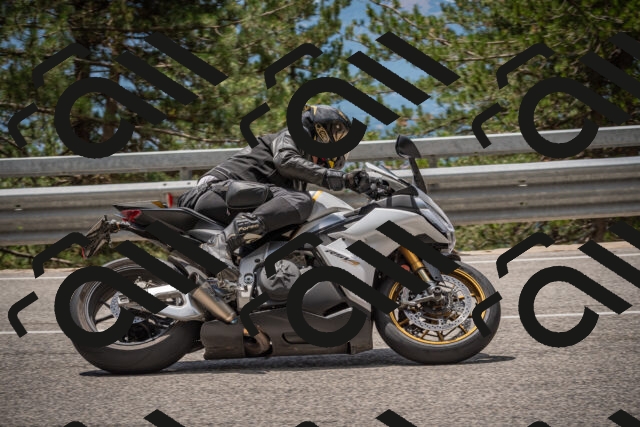 20250712124007-_5003655_am_