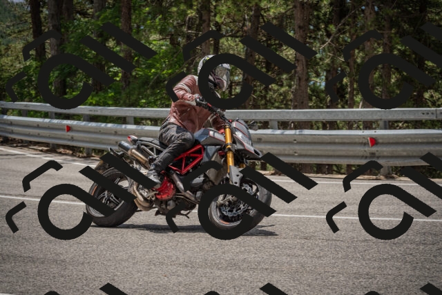 20250712124016-_5003658_am_