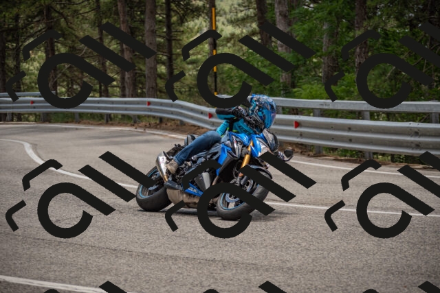 20250712124206-_5003669_am_