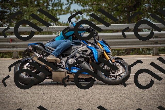 20250712124206-_5003670_am_