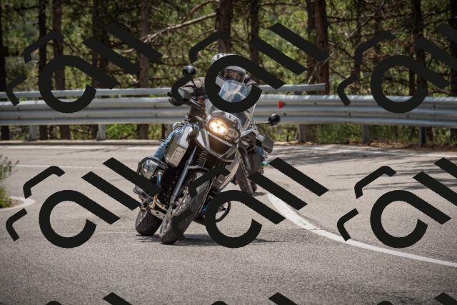 20250712124227-_5003674_am_