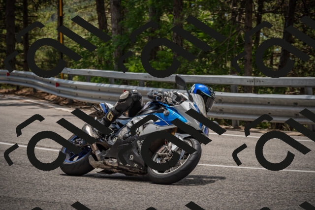 20250712124242-_5003689_am_