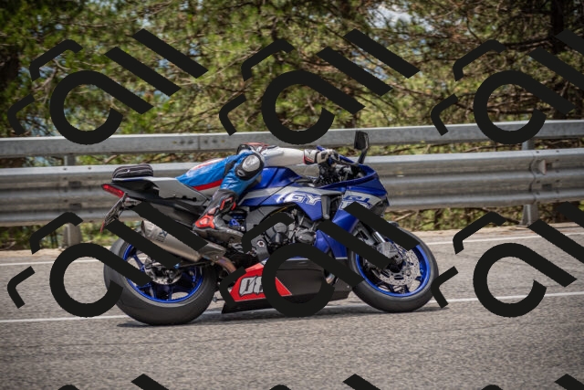 20250712124244-_5003692_am_