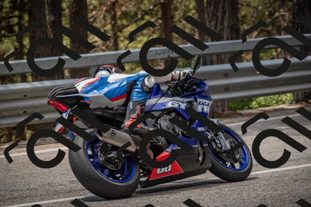 20250712124244-_5003693_am_