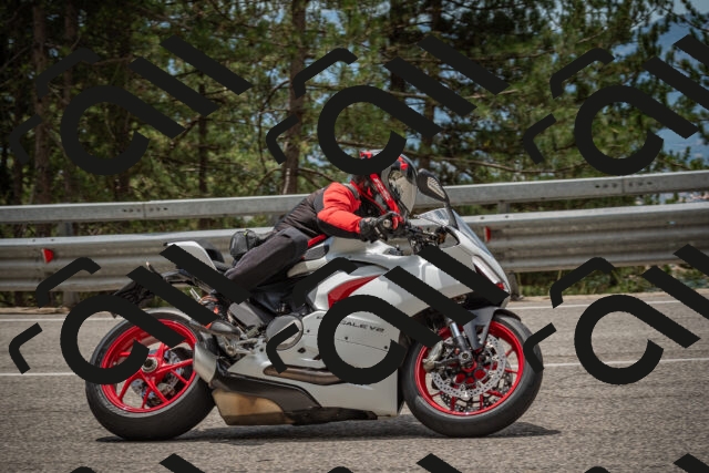 20250712124507-_5003716_am_