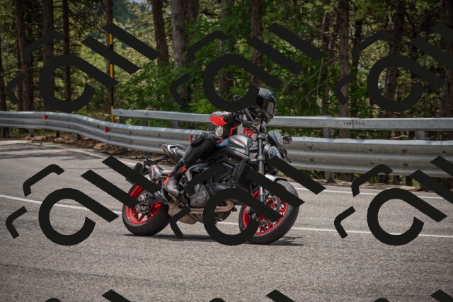 20250712124821-_5003748_am_