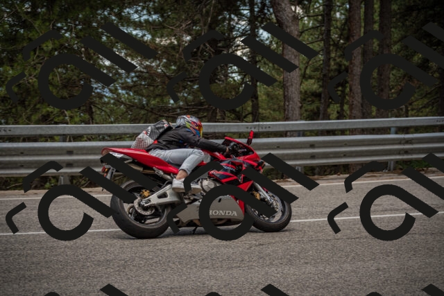 20250712125002-_5003771_am_