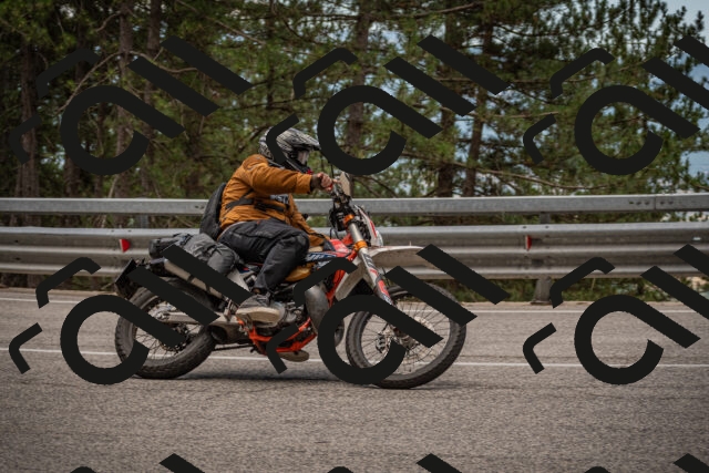 20250712125006-_5003773_am_