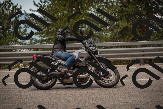 20250712125017-_5003782_am_