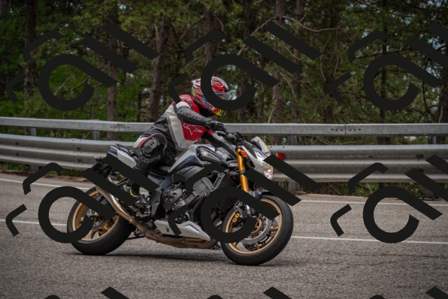 20250712125040-_5003805_am_