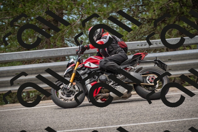 20250712125115-_5003823_am_