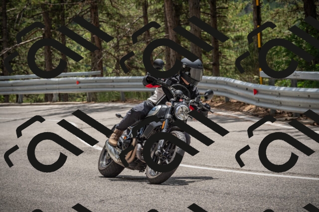 20250712125320-_5003830_am_