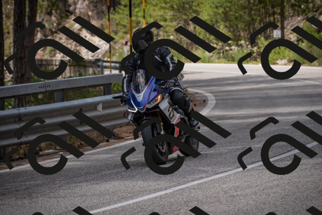 20250712125505-_5003843_am_