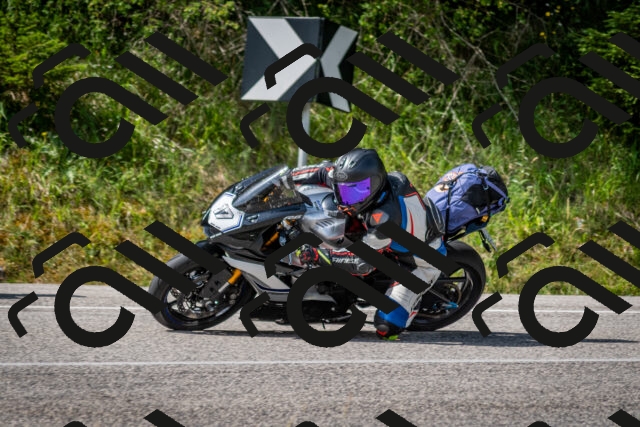 202507131021-DSC_7105_c2