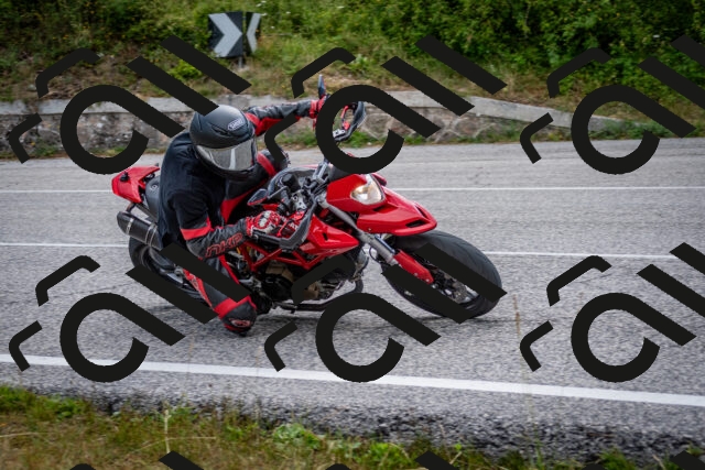 202507131030-DSC_7241_c2