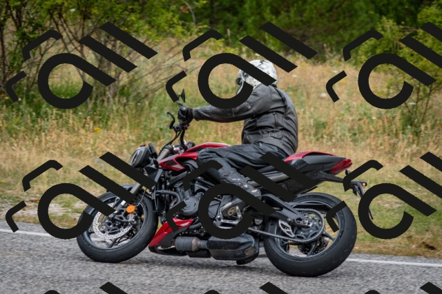 202507131041-DSC_7335_c2