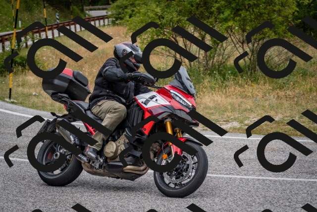 202507131103-DSC_7495_c2