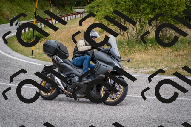 202507131103-DSC_7500_c2