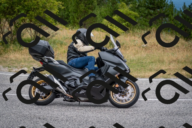 202507131103-DSC_7501_c2