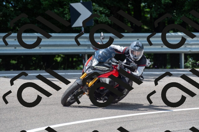 20250712121032-R01_3545_r1