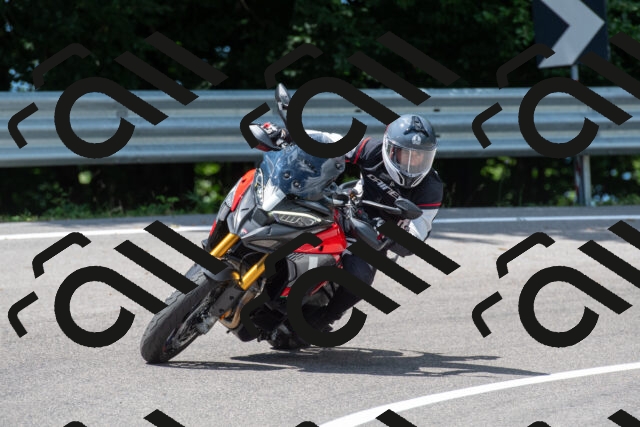 20250712121033-R01_3546_r1