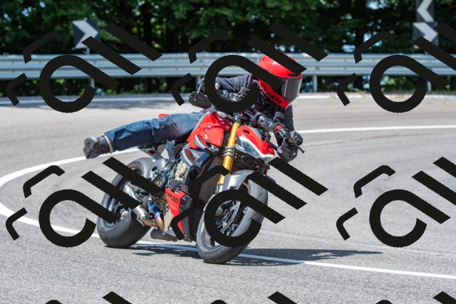 20250712121453-R01_3558_r1