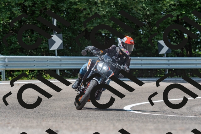 20250712121532-R01_3563_r1