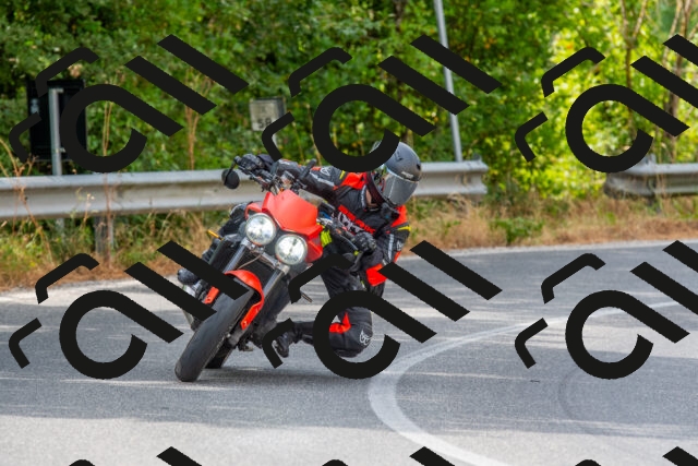 20250713100528-R01_4041_r1