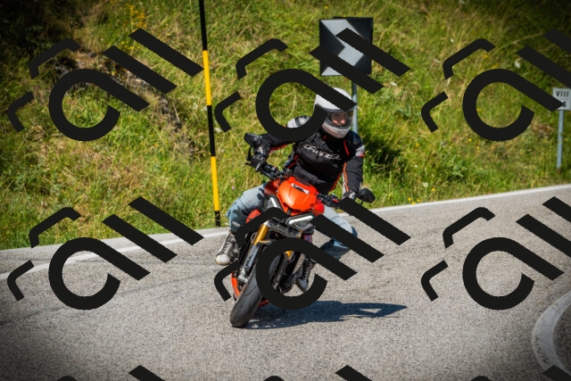 202507121034-DSC09447_c1_