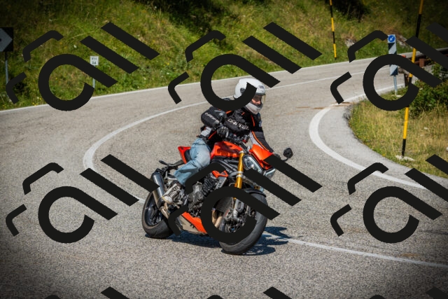 202507121034-DSC09448_c1_