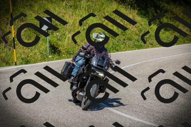 202507121042-DSC09517_c1_