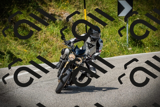 202507121056-DSC09620_c1_