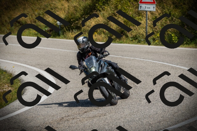 202507121058-DSC09648_c1_