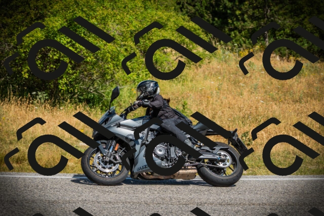 202507121058-DSC09649_c1_