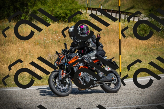 202507121112-DSC09814_c1_