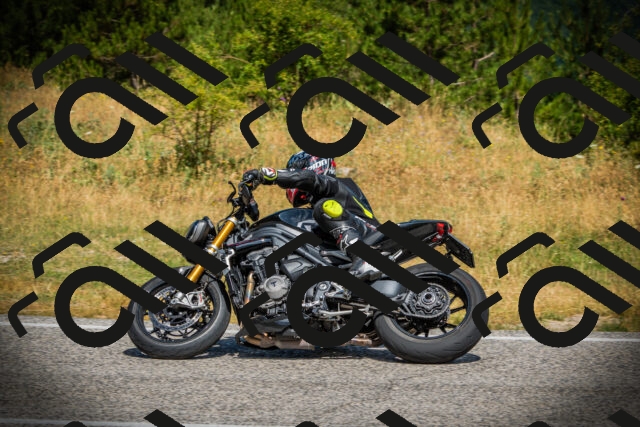 202507121112-DSC09821_c1_