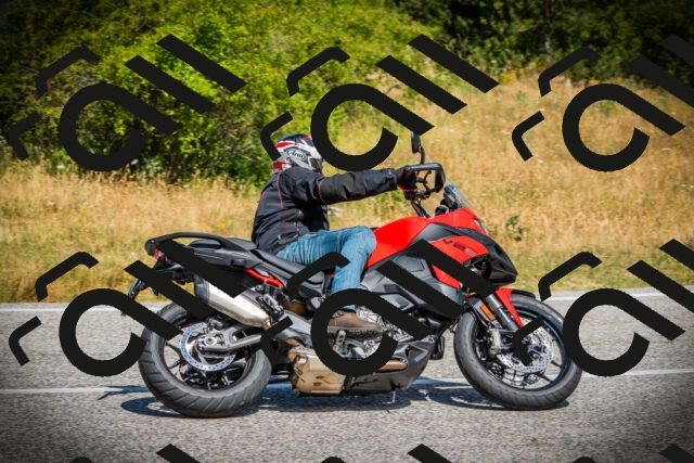 202507121118-DSC09878_c1_