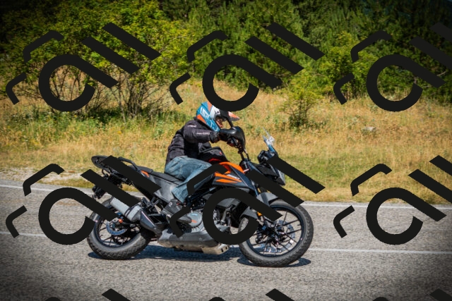 202507121118-DSC09881_c1_