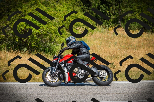 202507121120-DSC09912_c1_