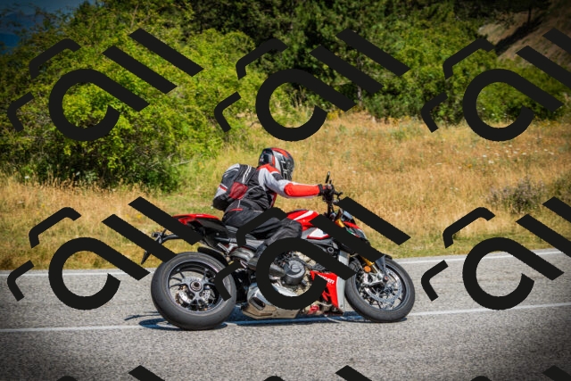 202507121120-DSC09921_c1_