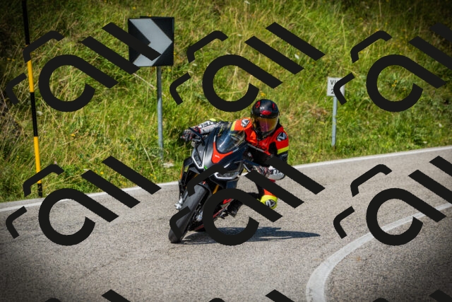 202507121121-DSC09932_c1_