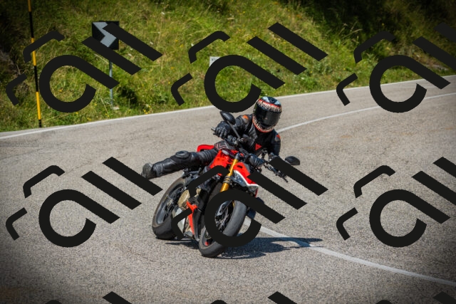 202507121122-DSC09949_c1_