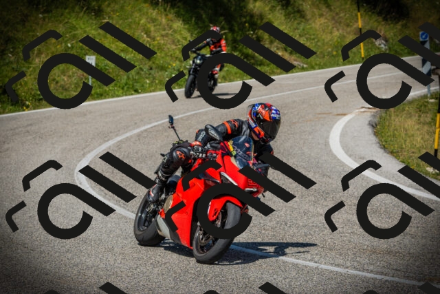 202507121122-DSC09954_c1_