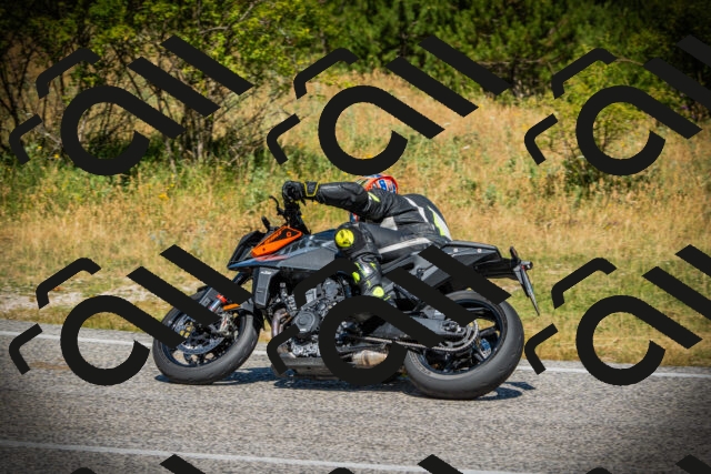 202507121124-DSC09969_c1_