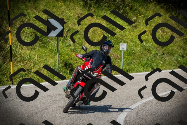 202507121135-DSC00069_c1_