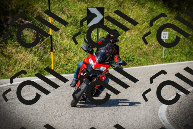 202507121135-DSC00075_c1_