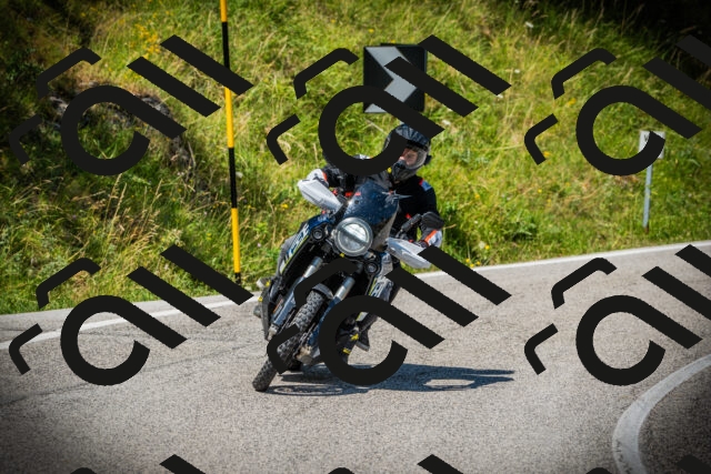 202507121156-DSC00425_c1_