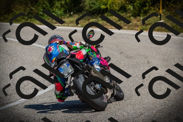 202507121158-DSC00471_c1_