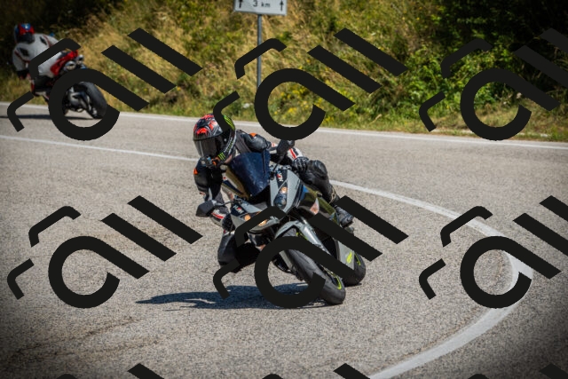 202507121200-DSC00527_c1_