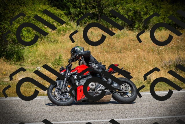 202507121202-DSC00578_c1_